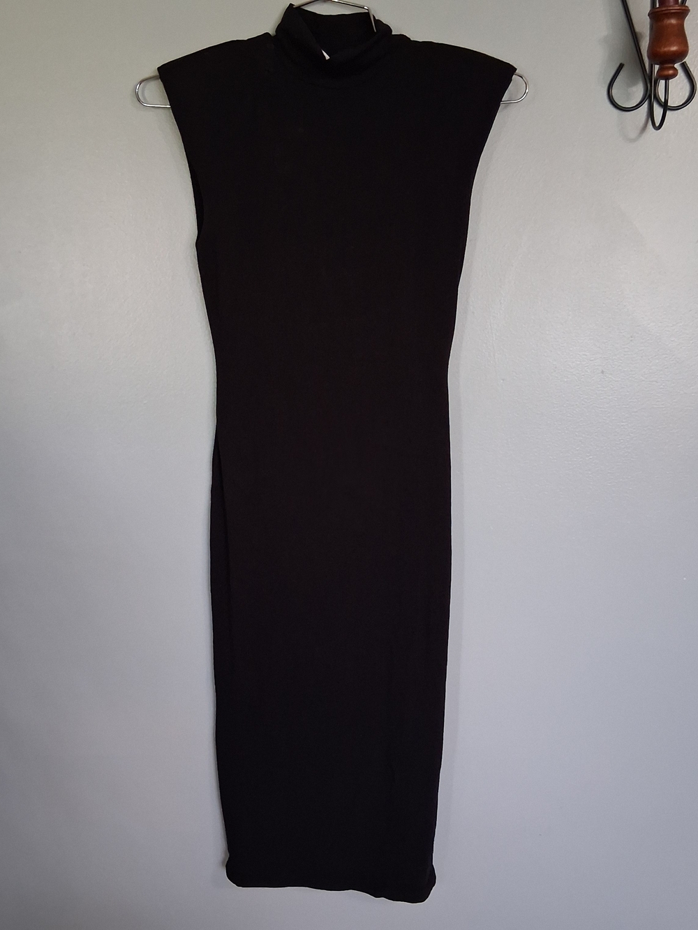 Good American Black Sleeveless Turtleneck Maxi Dress